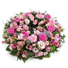 Wreath in shades of Pink