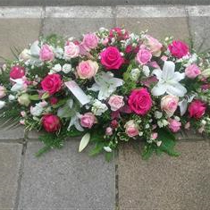  Casket Spray in Cerise,Pink &amp; White